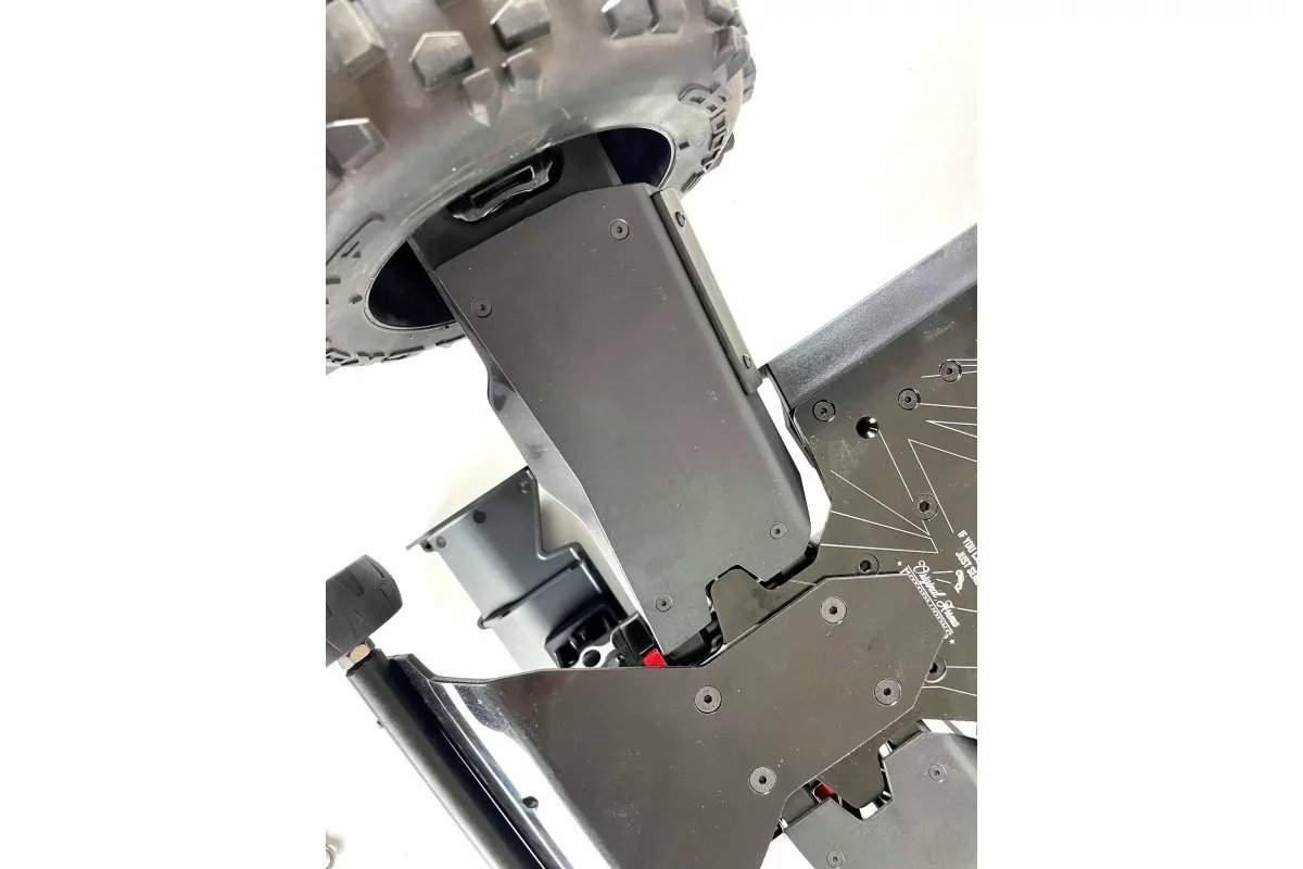 T-Bone Racing 00057 | T-Bone 1/5 ARRMA Outcast 8S Rear Mud Guards/A-Arm Skid Plates 3 T-Bone Racing 00057 | T-Bone 1/5 ARRMA Outcast 8S Rear Mud Guards/A-Arm Skid Plates