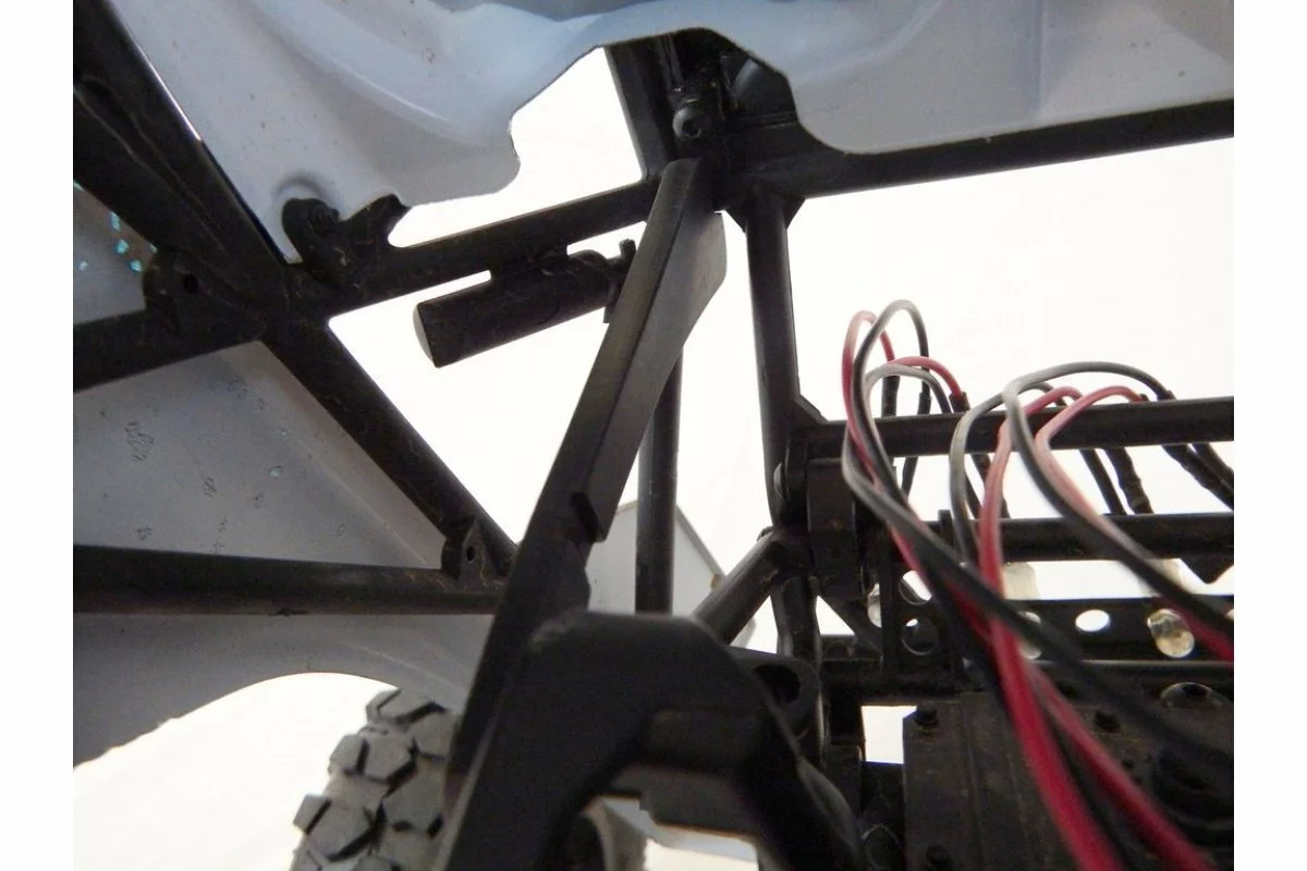 12035 | T-Bone Racing Black Axial Yeti Body Prop-Up Support Bar 8 12035 | T-Bone Racing Black Axial Yeti Body Prop-Up Support Bar - Image 6