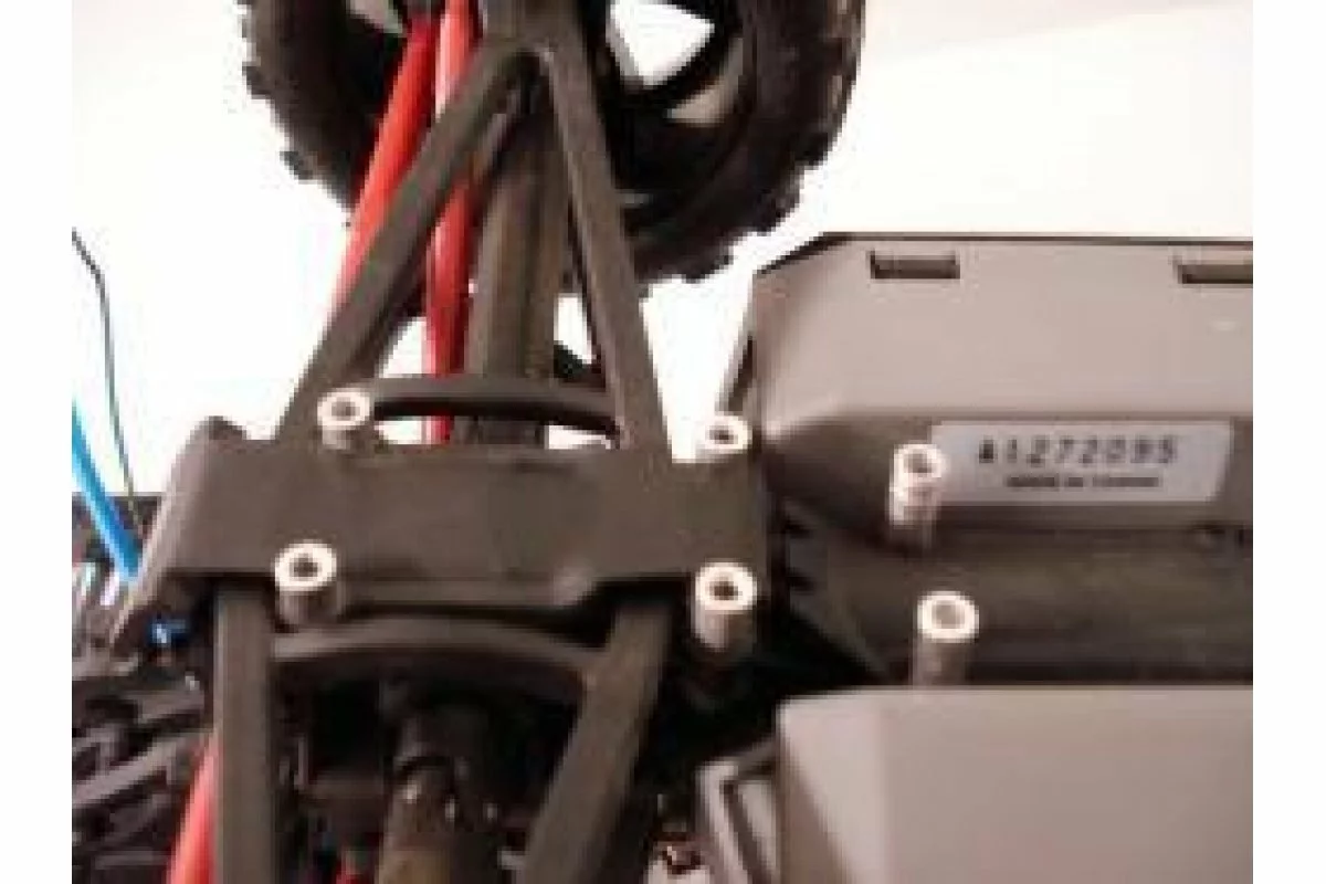 62028 | T-Bone Racing Black Traxxas 1/16 E-Revo Chassis Brace 3Pcs 11 62028 | T-Bone Racing Black Traxxas 1/16 E-Revo Chassis Brace 3Pcs - Image 9